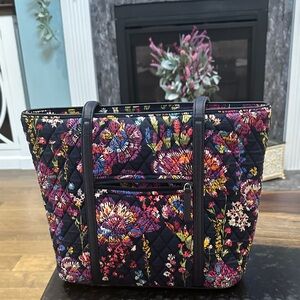 Vera Bradley Midnight Wildflower design. Floral Quilted Tote Bag